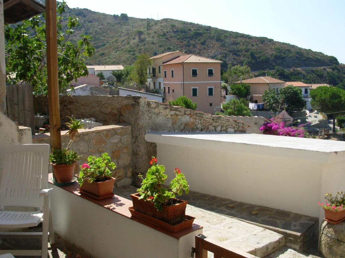 Appartamento Il Nespolo Pomonte Esterno foto